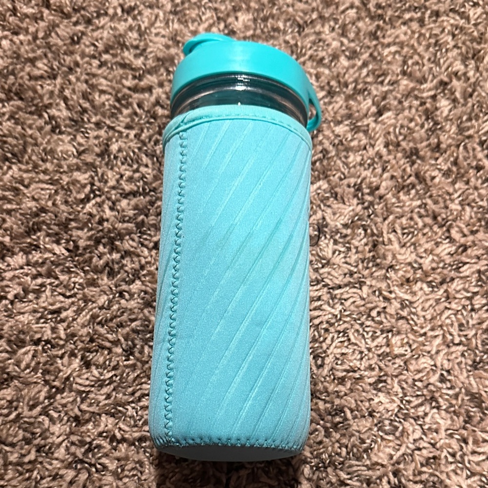 Aqua Insulated Water Bottle